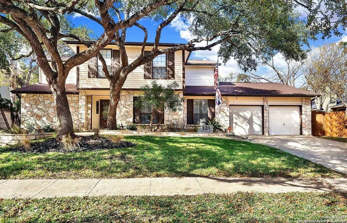 Photo of 121 SPYGLASS