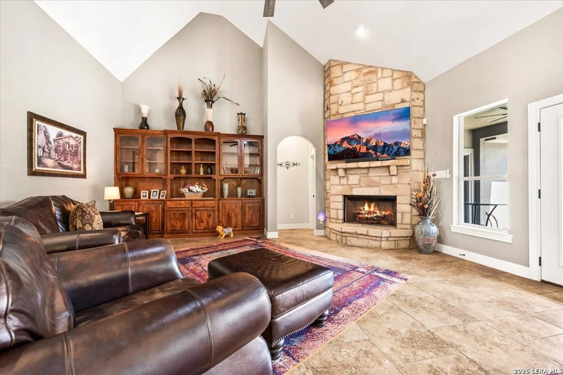 Photo of 563 Cambridge