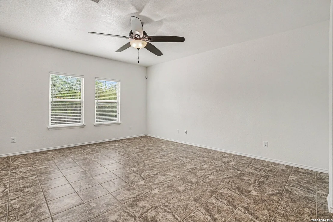 Photo of 8410 Puente