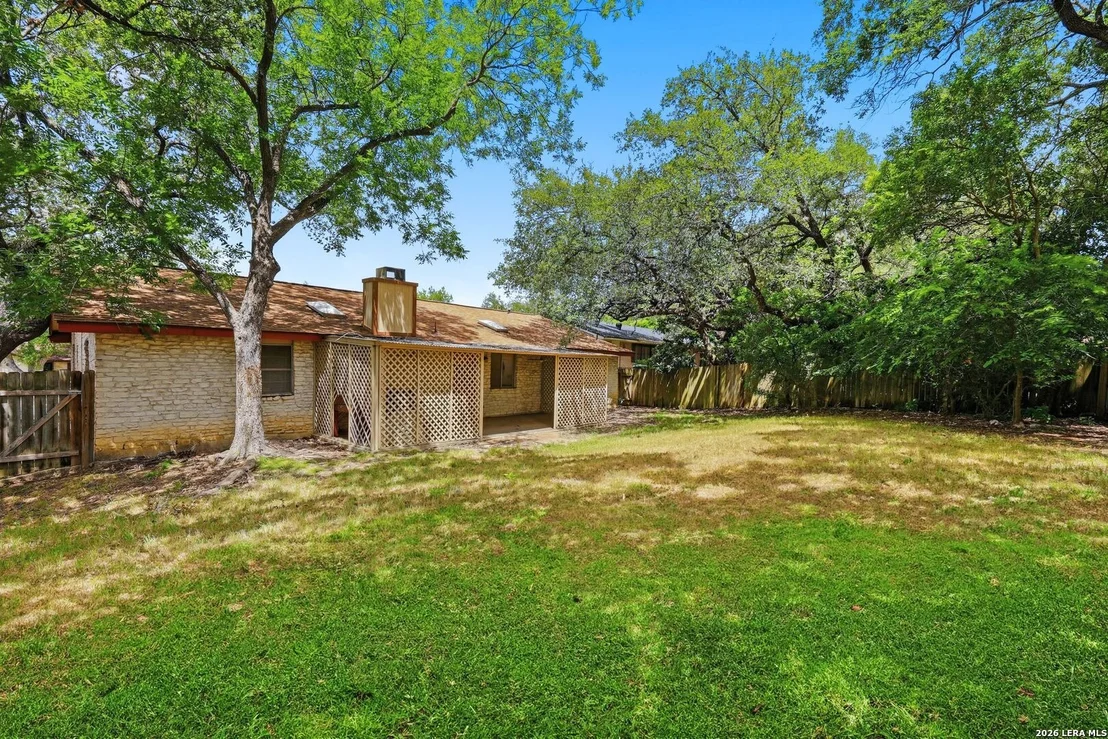 Photo of 6018 FOREST SHADOW ST