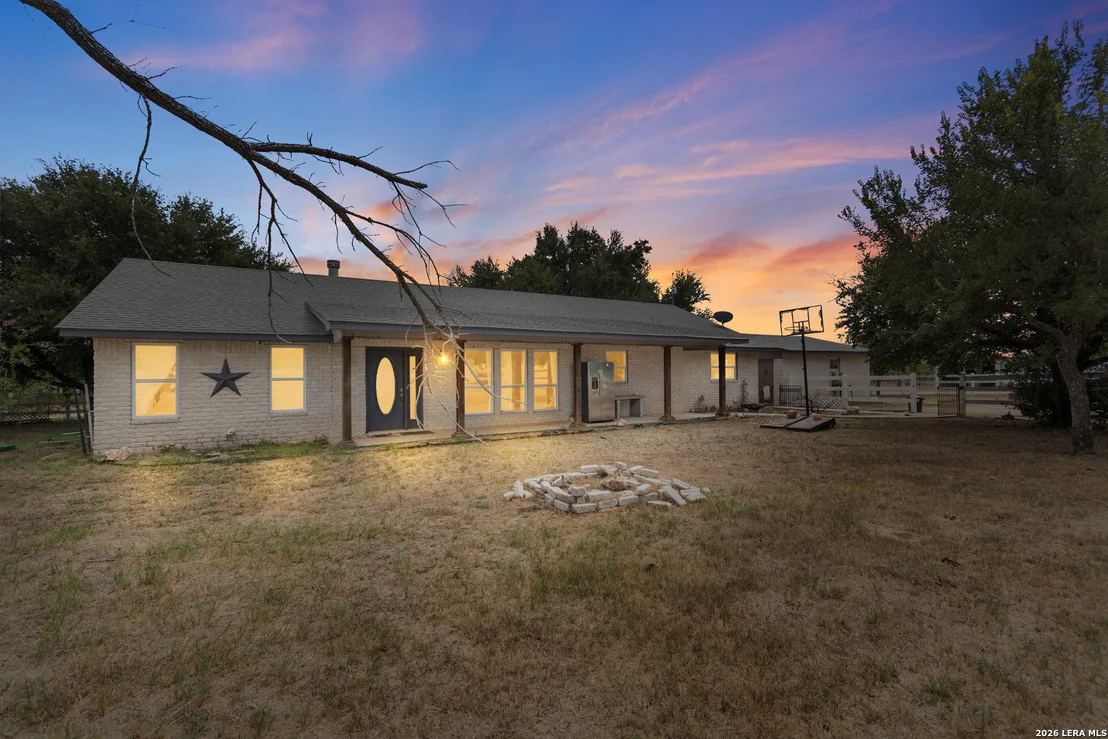Photo of 2633 County Road 120