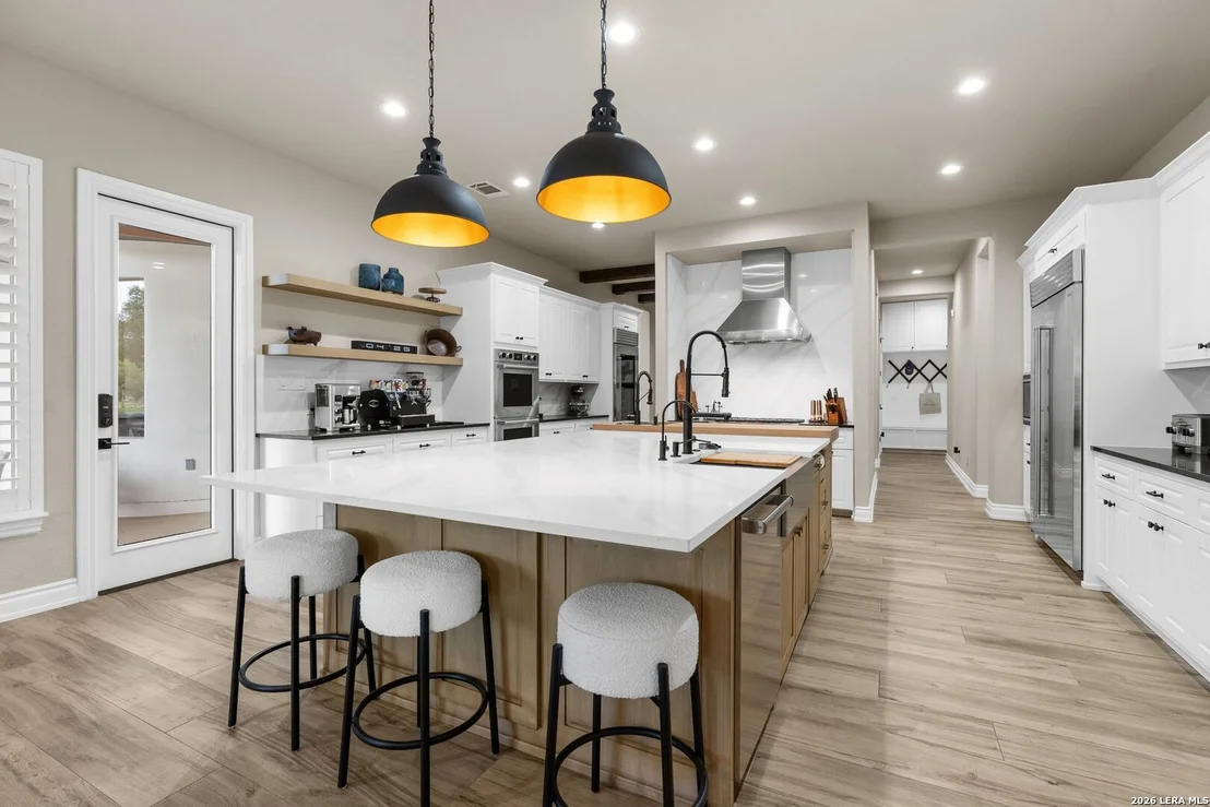Photo of 192 RIVERWOOD