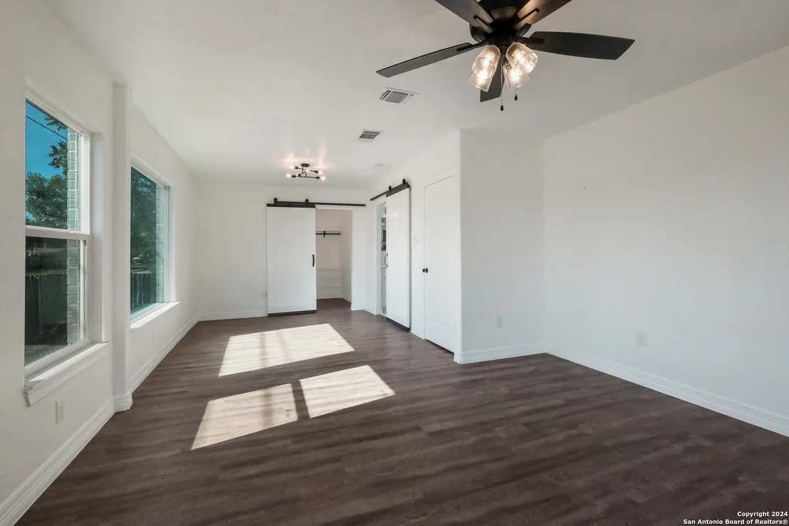 Photo of 103 WARING DR