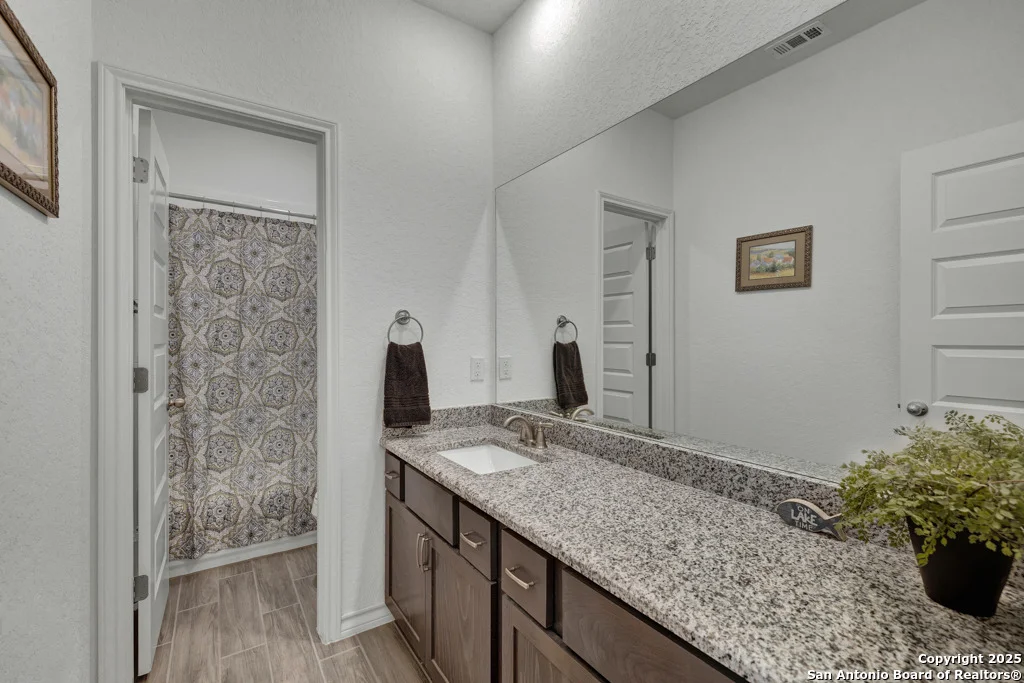 Photo of 3121 Alnwick Park