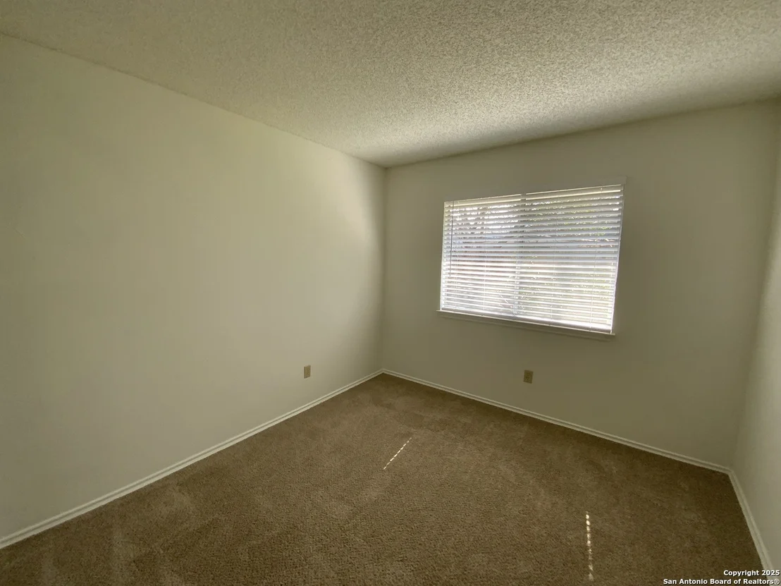 Photo of 12114 STONEY BEND ST