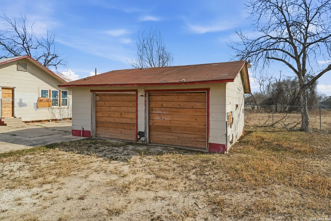Photo of 1342 Menefee Blvd