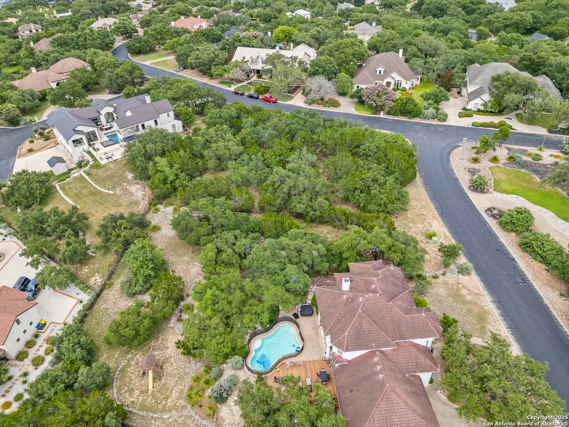 Photo of 8007 Windermere