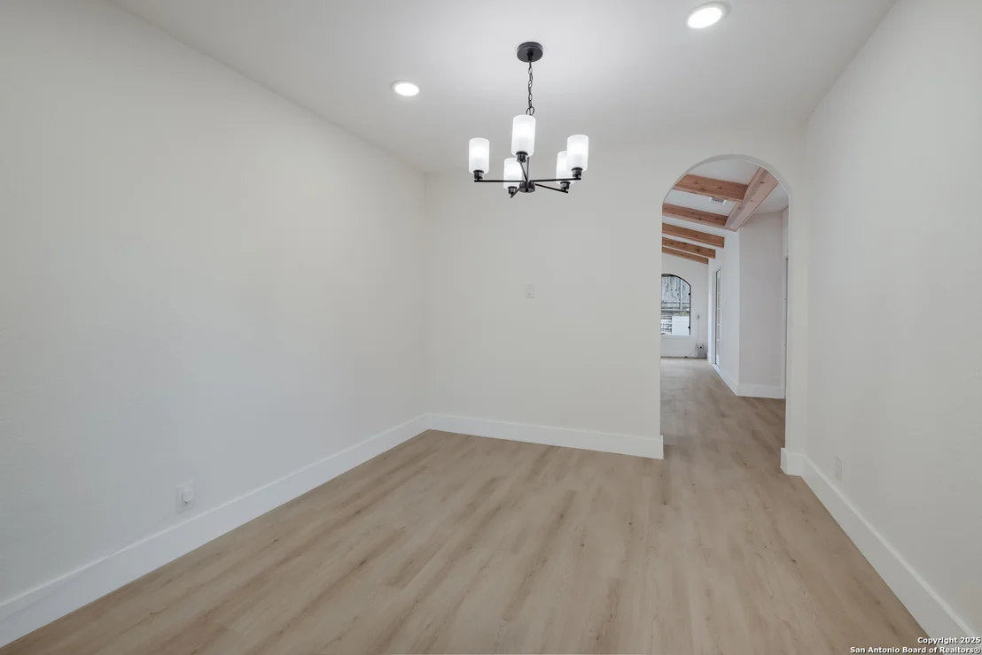 Photo of 6006 Forest Ledge