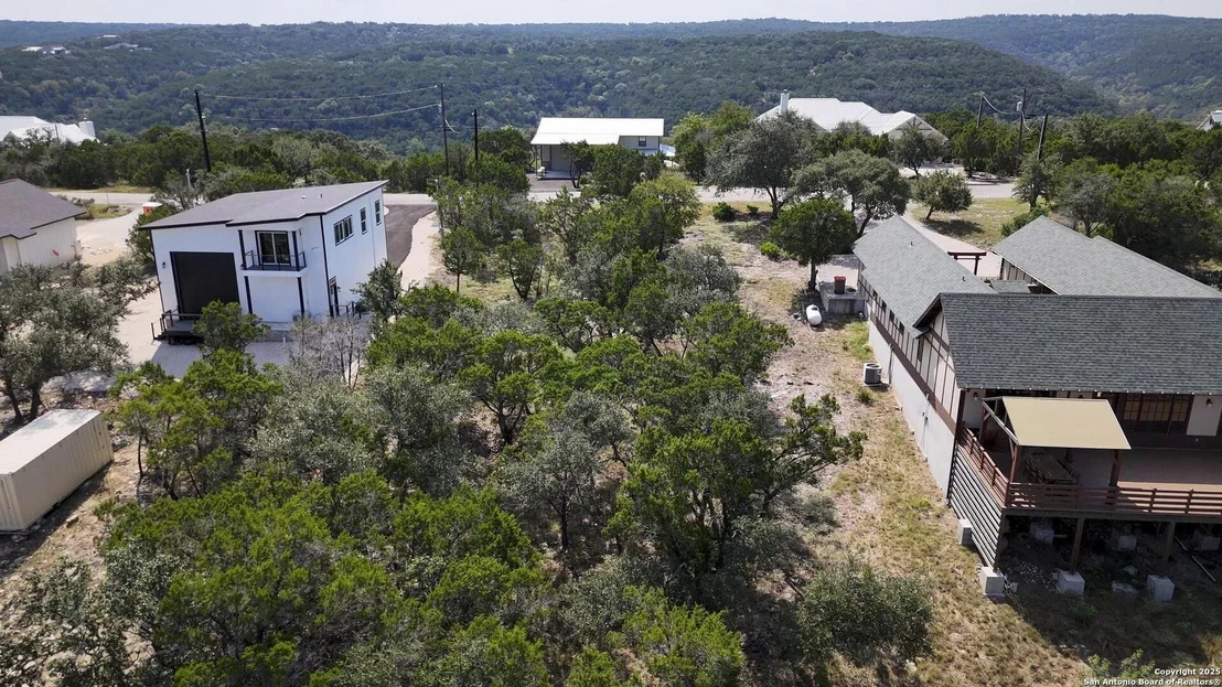 Photo of 2601 Summit Dr