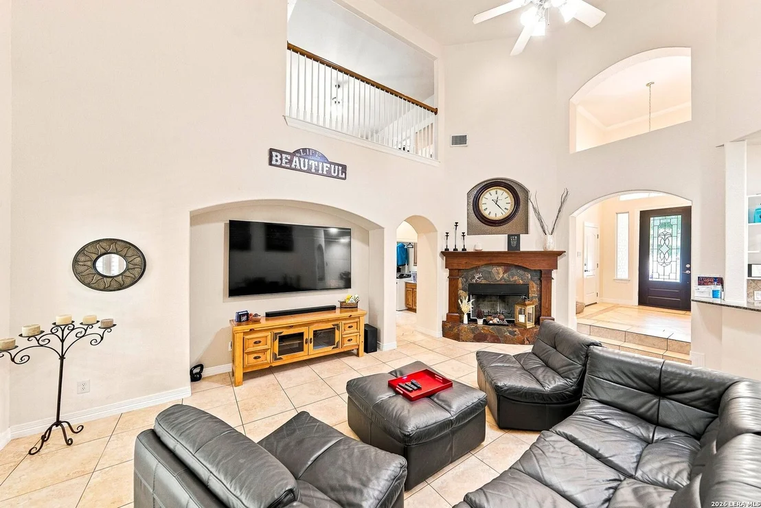 Photo of 16502 Loma Landing