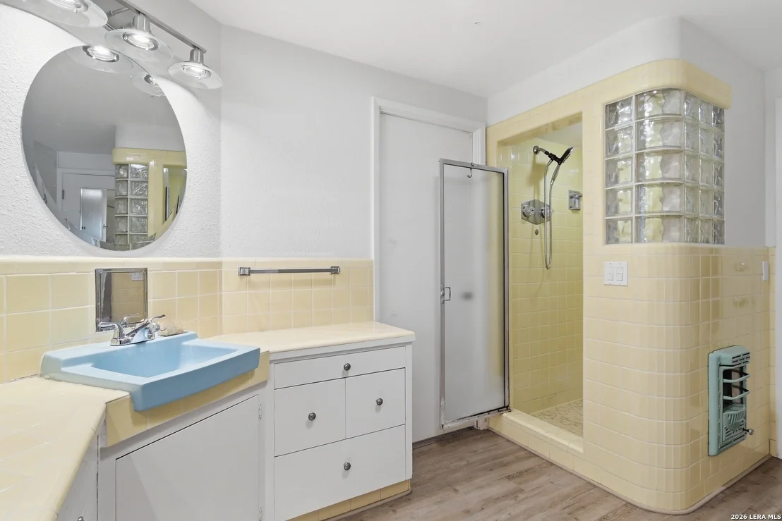 Photo of 1105 N Park