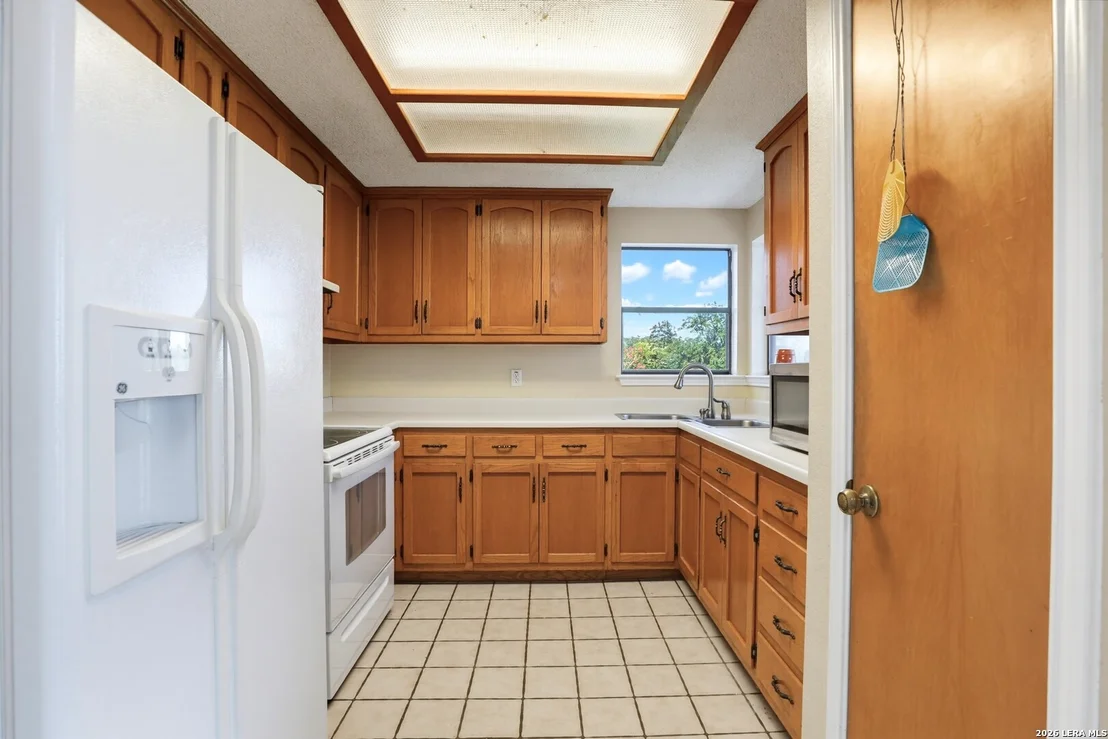 Photo of 340 Joy Dr