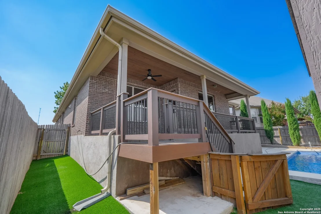 Photo of 11507 Cardinal Sky