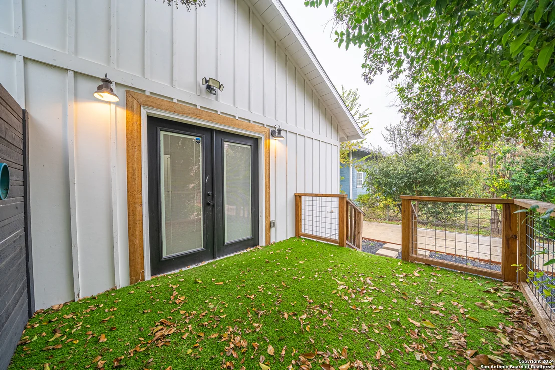 Photo of 216 BELMONT