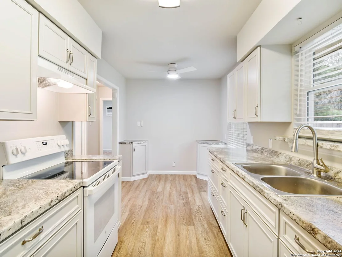 Photo of 314 ARTEMIS DR