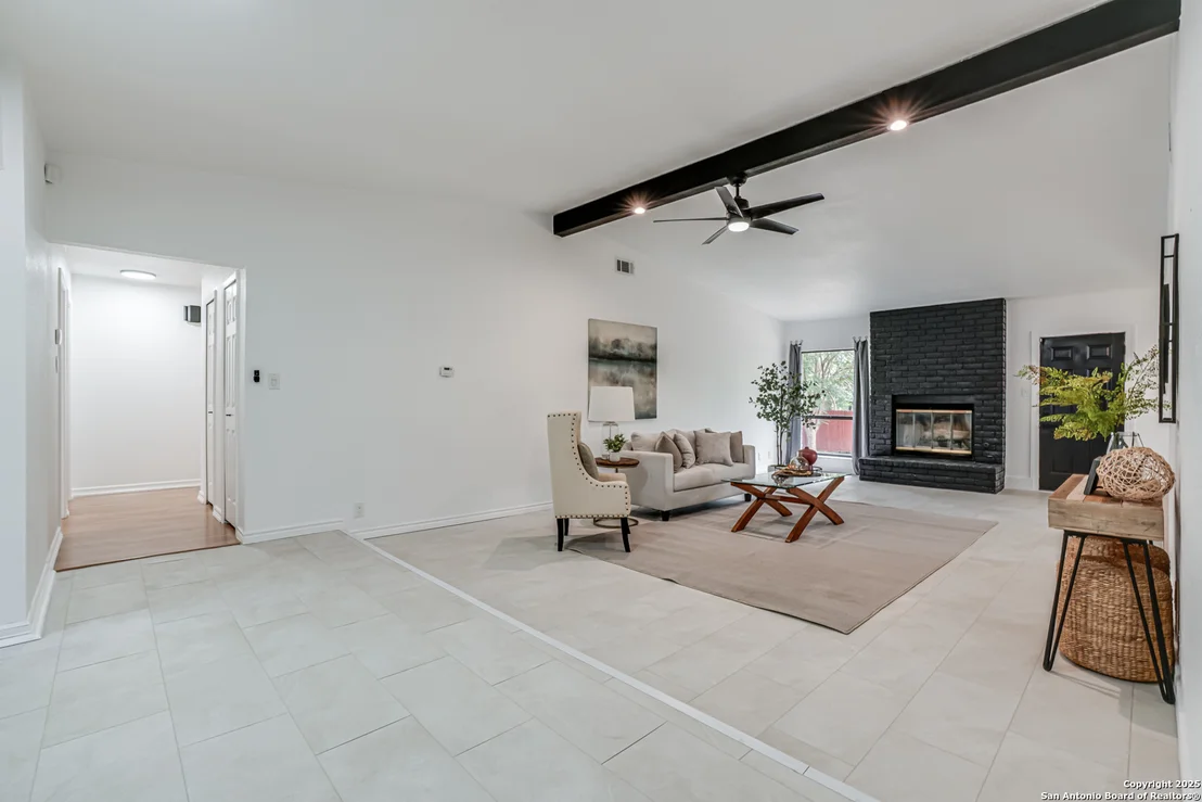 Photo of 14622 Bitternut Woods St