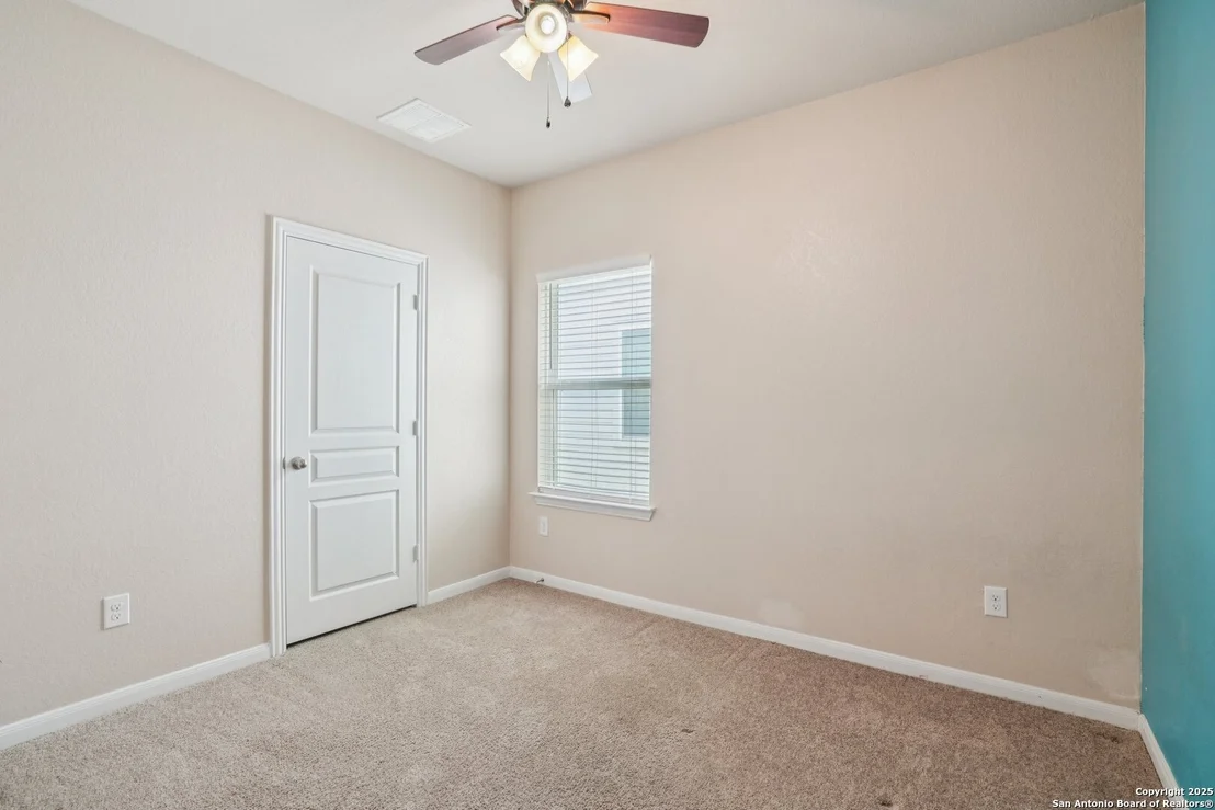 Photo of 11506 Classmore Gap