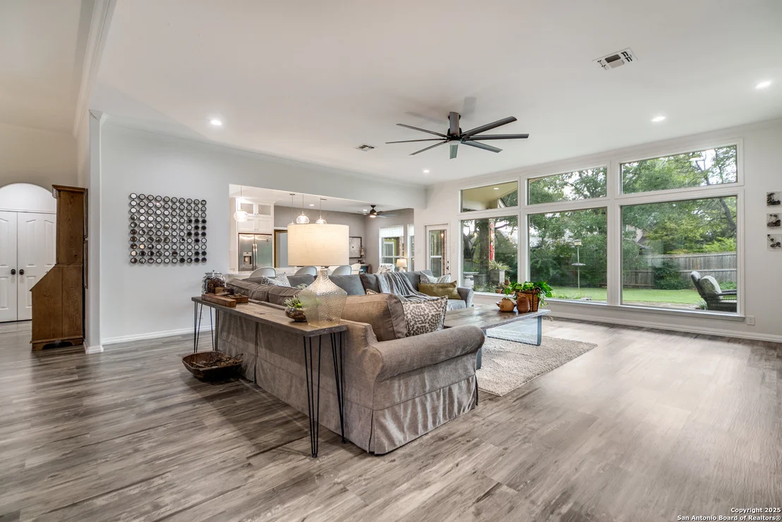 Photo of 8506 Fairway Spring