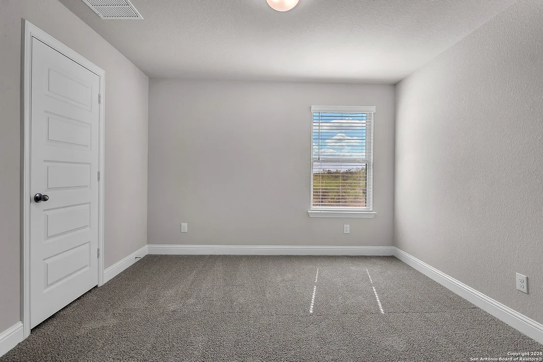 Photo of 5118 Garden Field