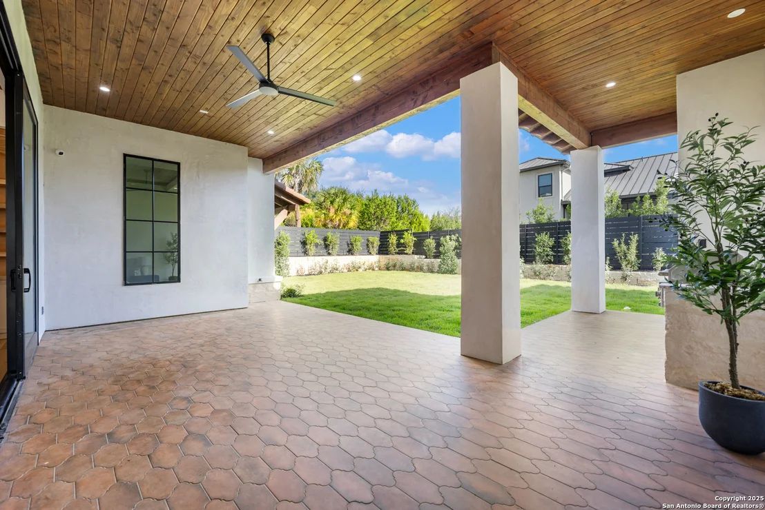 Photo of 7126 Bluff Strand