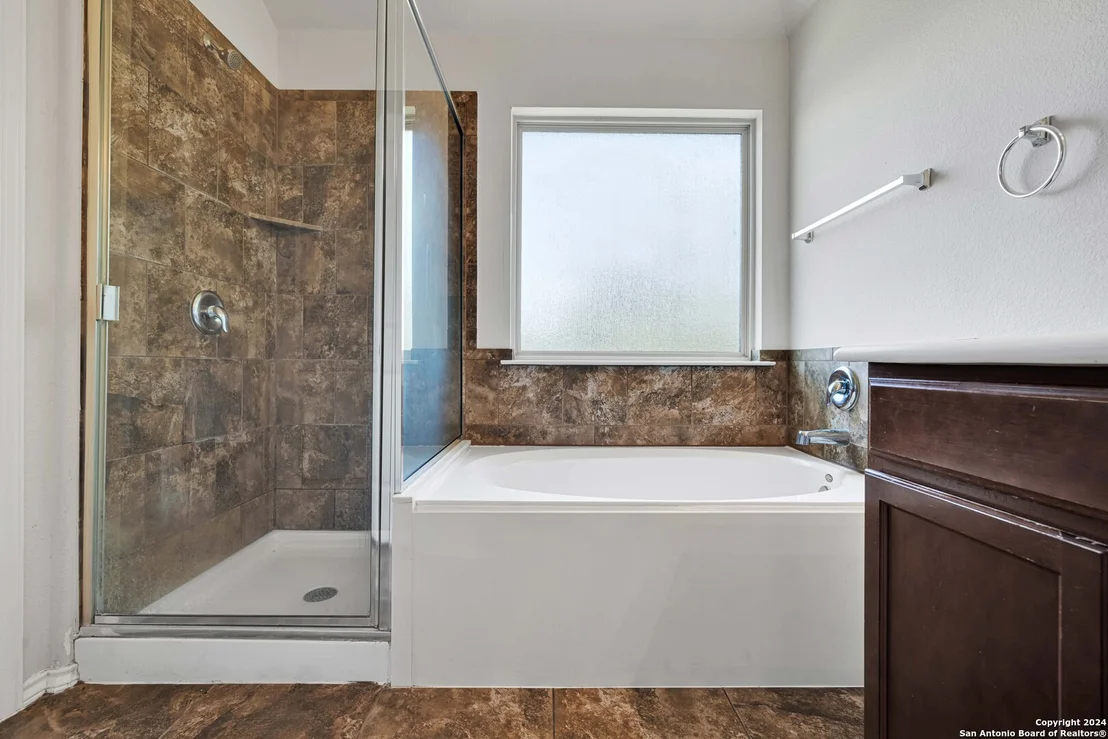 Photo of 152 vermilion marble