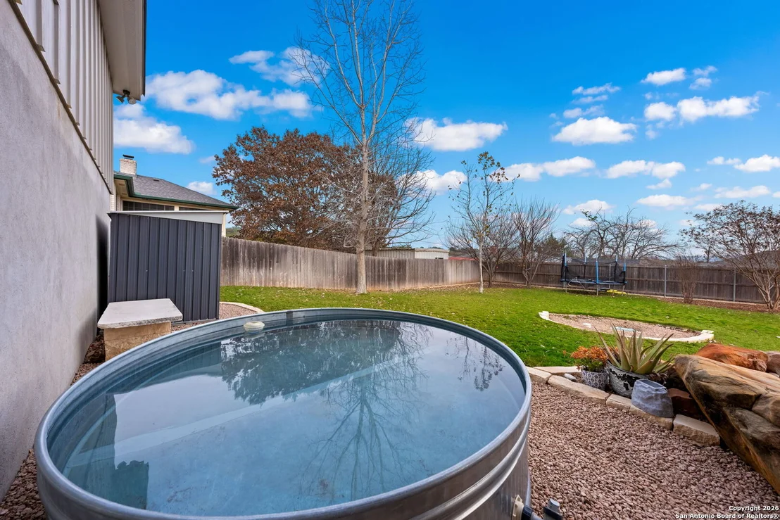 Photo of 138 W Holly Hill Dr