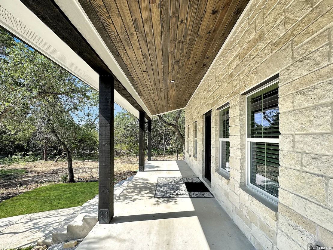 Photo of 197 SPRING MOUNTAIN DR