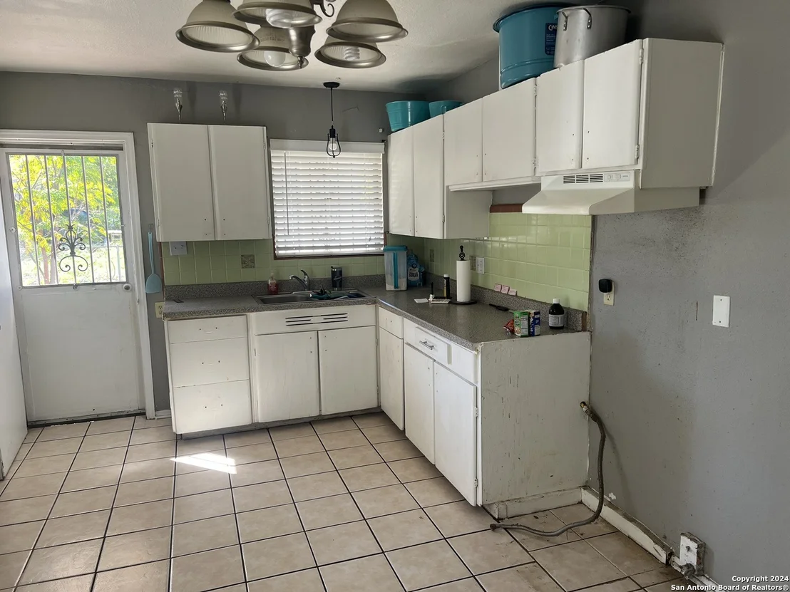 Photo of 138 Eaglerock Dr