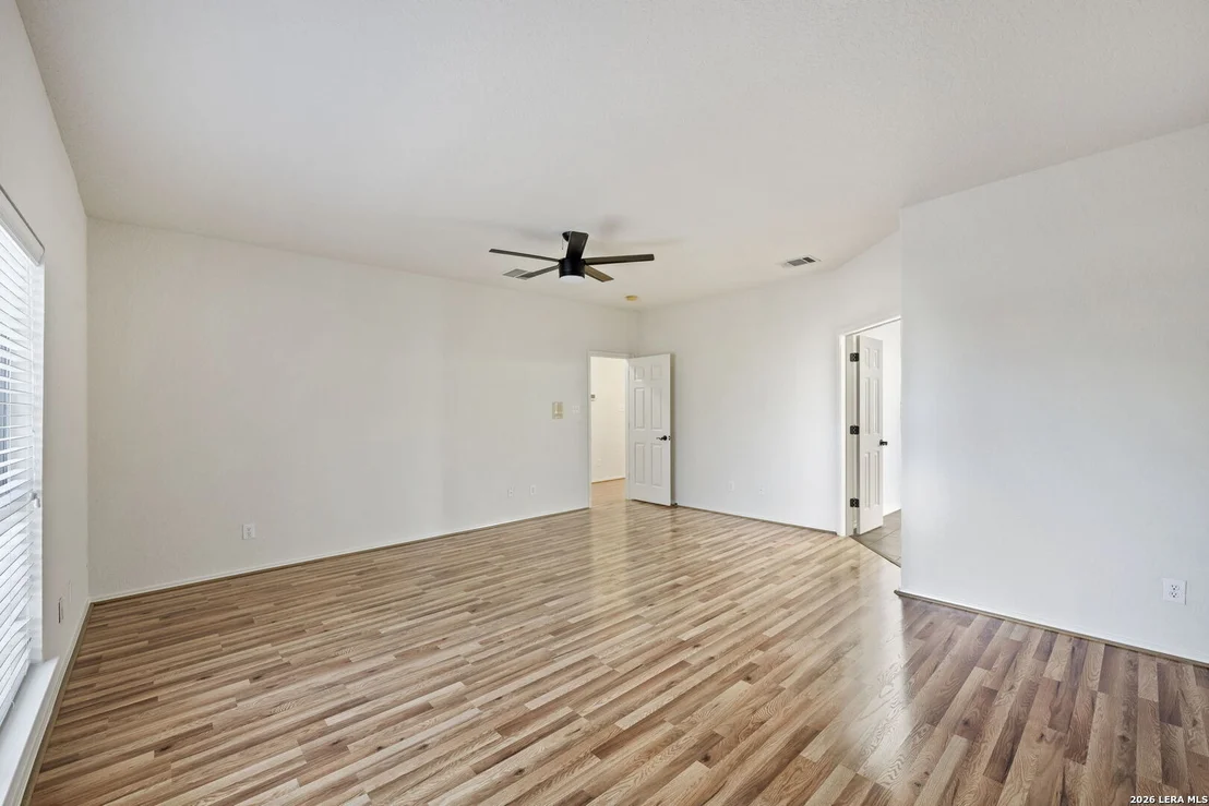 Photo of 316 Sparrow