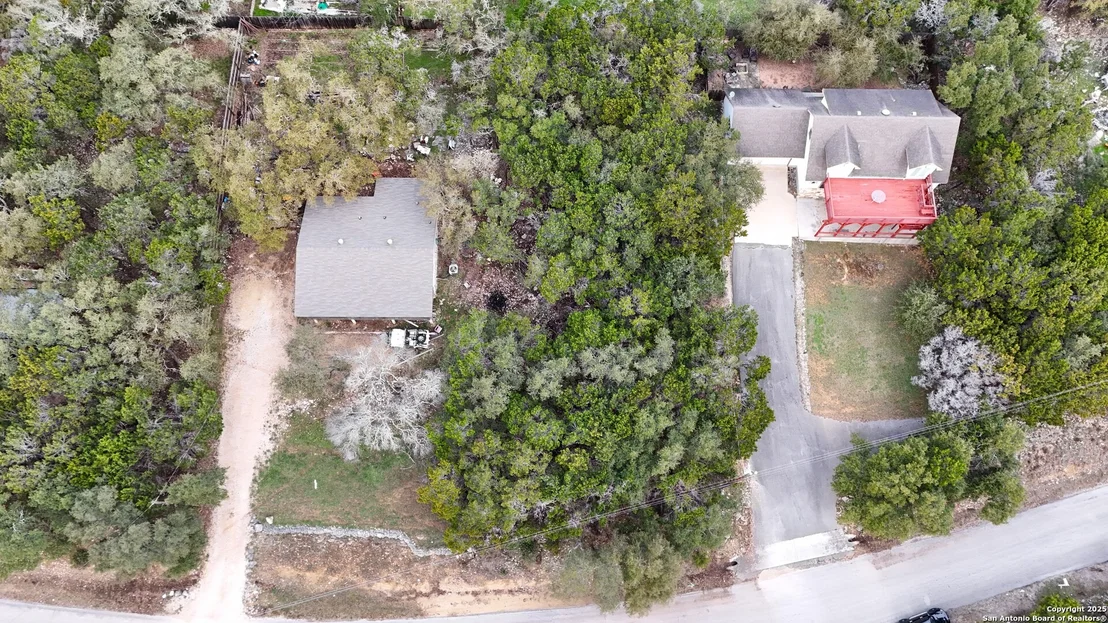 Photo of 1237 Springwater