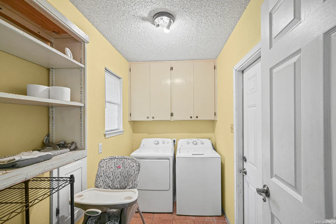 Photo of 15607 Heimer Rd