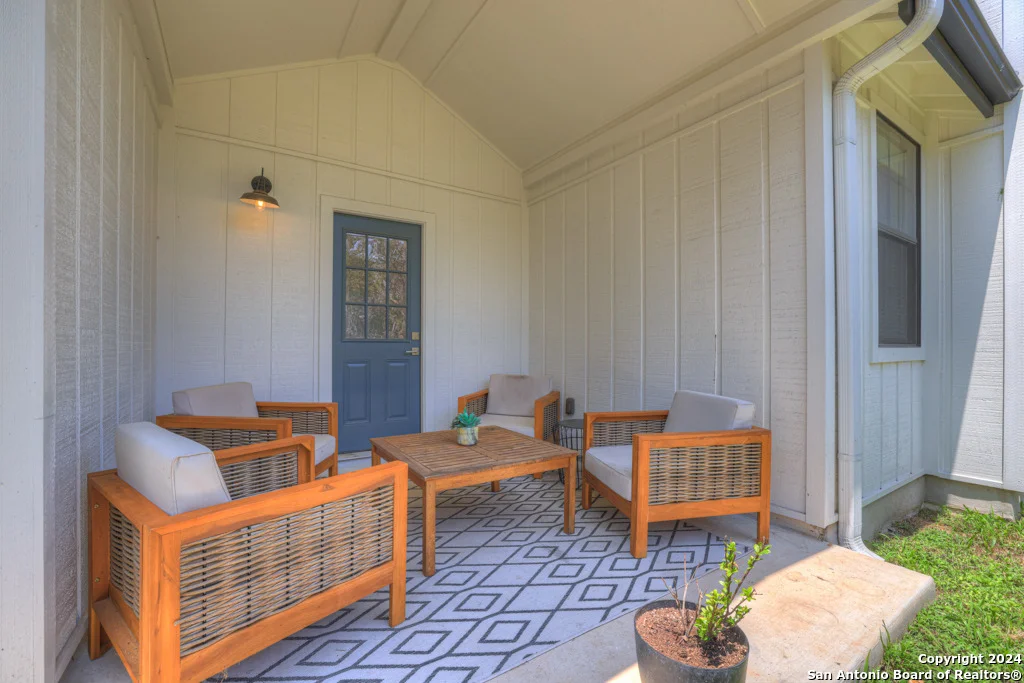 Photo of 384 Eagle Rock