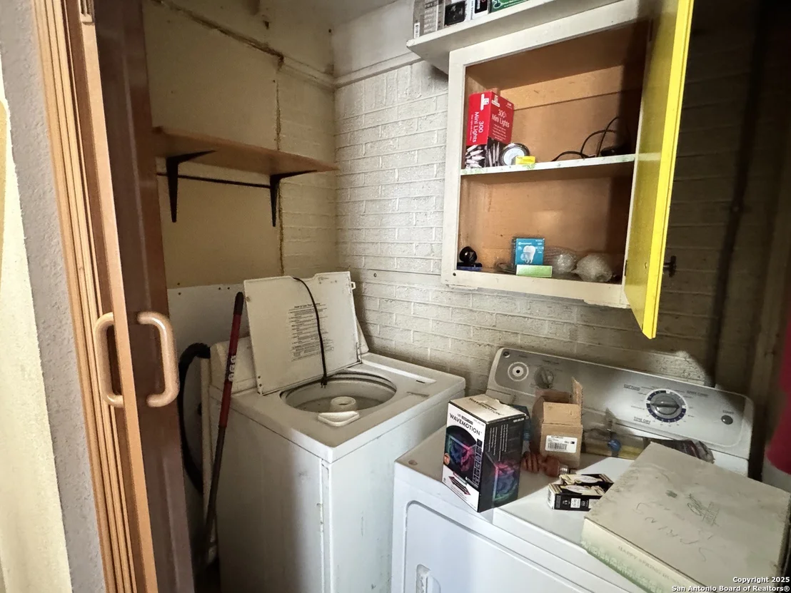 Photo of 3334 Cato