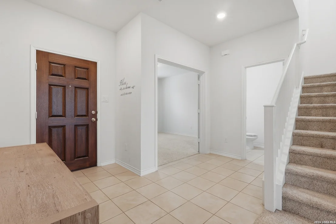 Photo of 318 COLONIAL BLF