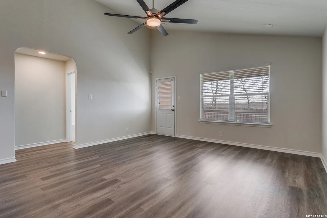 Photo of 2915 SUNSET BEND