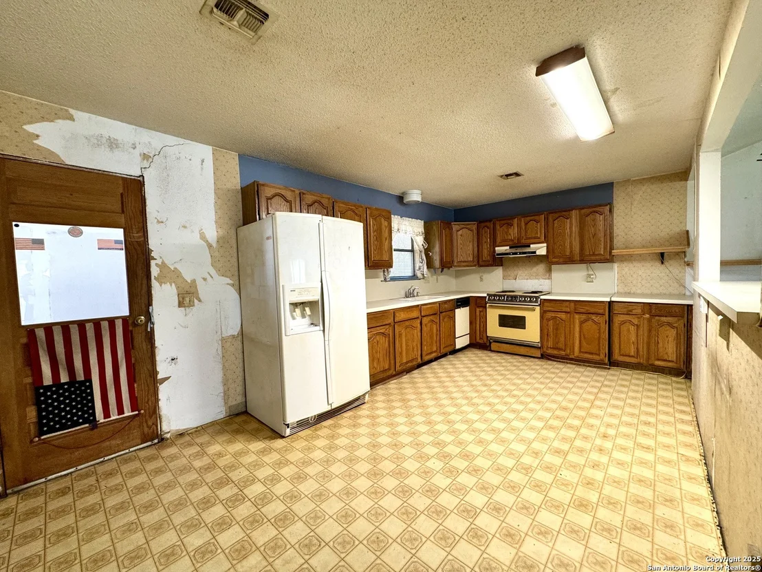 Photo of 4127 Pleasanton