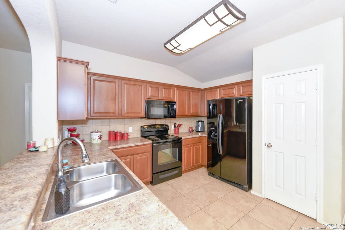 Photo of 769 TOMAH DR
