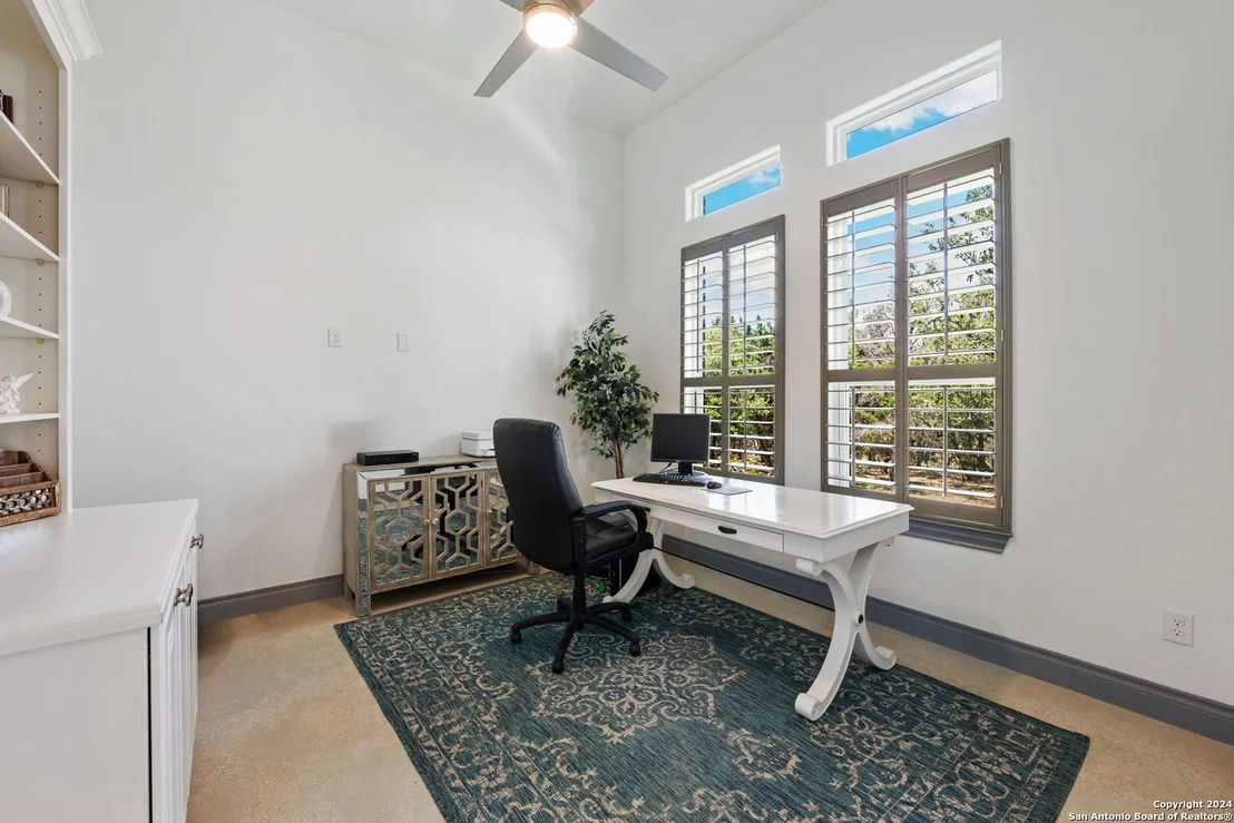 Photo of 1114 Savanna