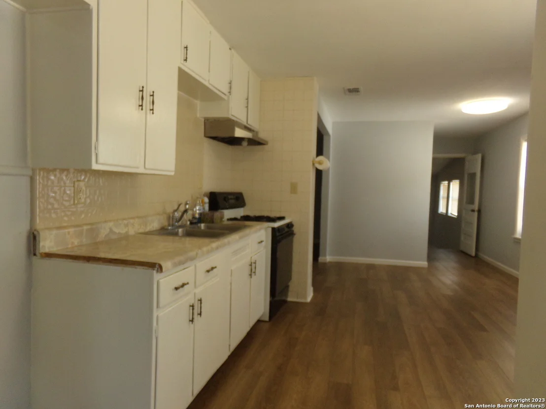 Photo of 735 ROCHAMBEAU