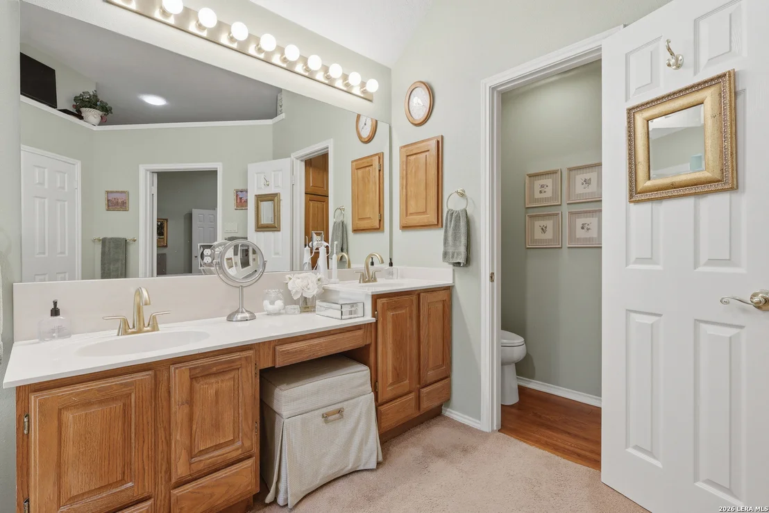 Photo of 2307 Oakline
