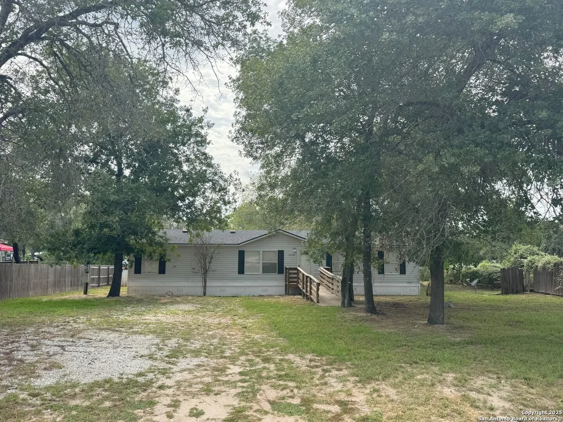 Photo of 23139 Hickory Shadow