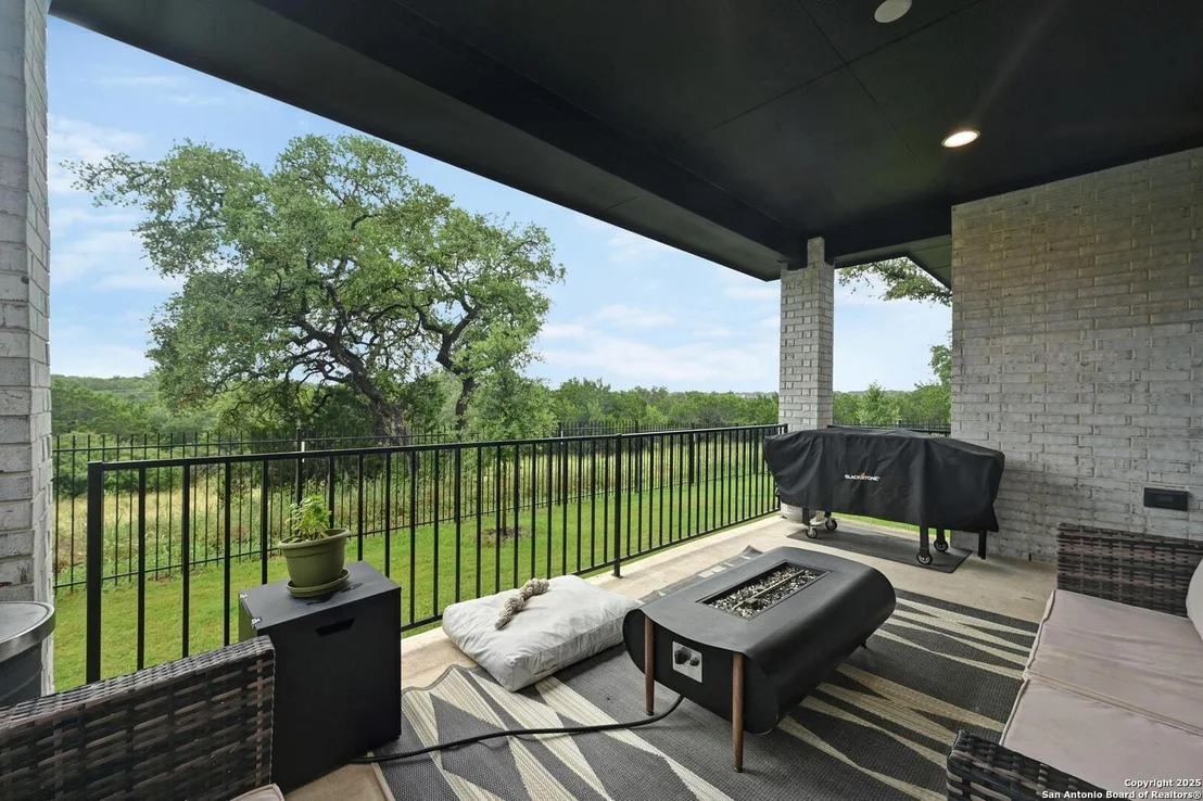 Photo of 416 Kimble Creek