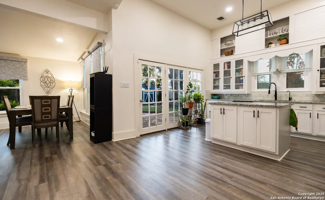 Photo of 805 20th