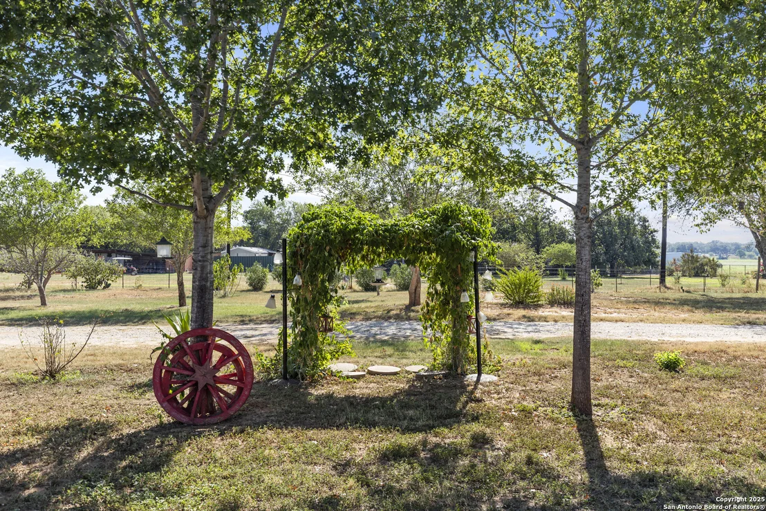 Photo of 944 County Road 769