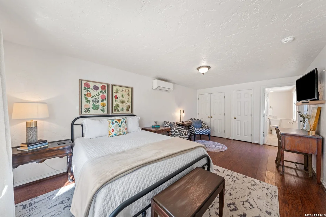 Photo of 110 Beverly Drive
