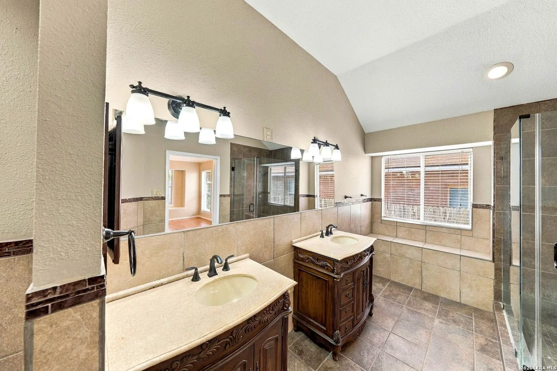 Photo of 4011 LEGEND RANCH DR