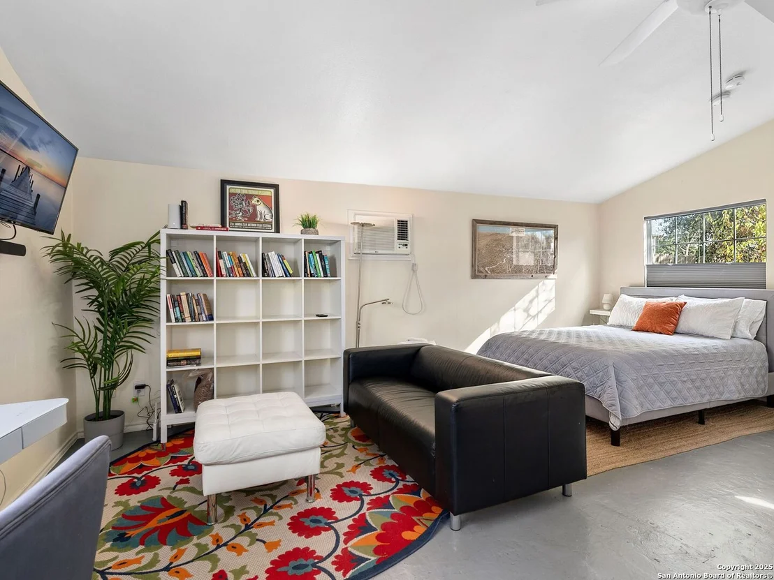 Photo of 126 MUTH
