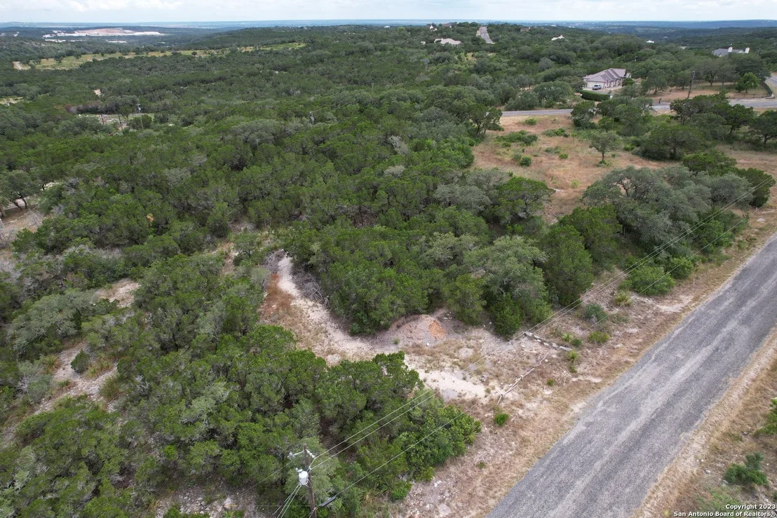 Photo of 1124 COUNTY ROAD 273