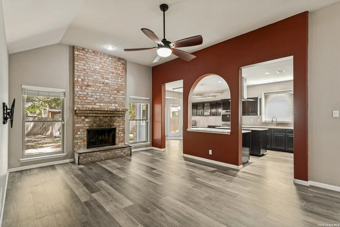 Photo of 15006 Oak Briar