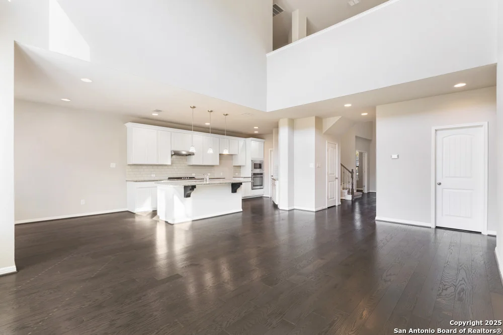 Photo of 13832 Tribeca